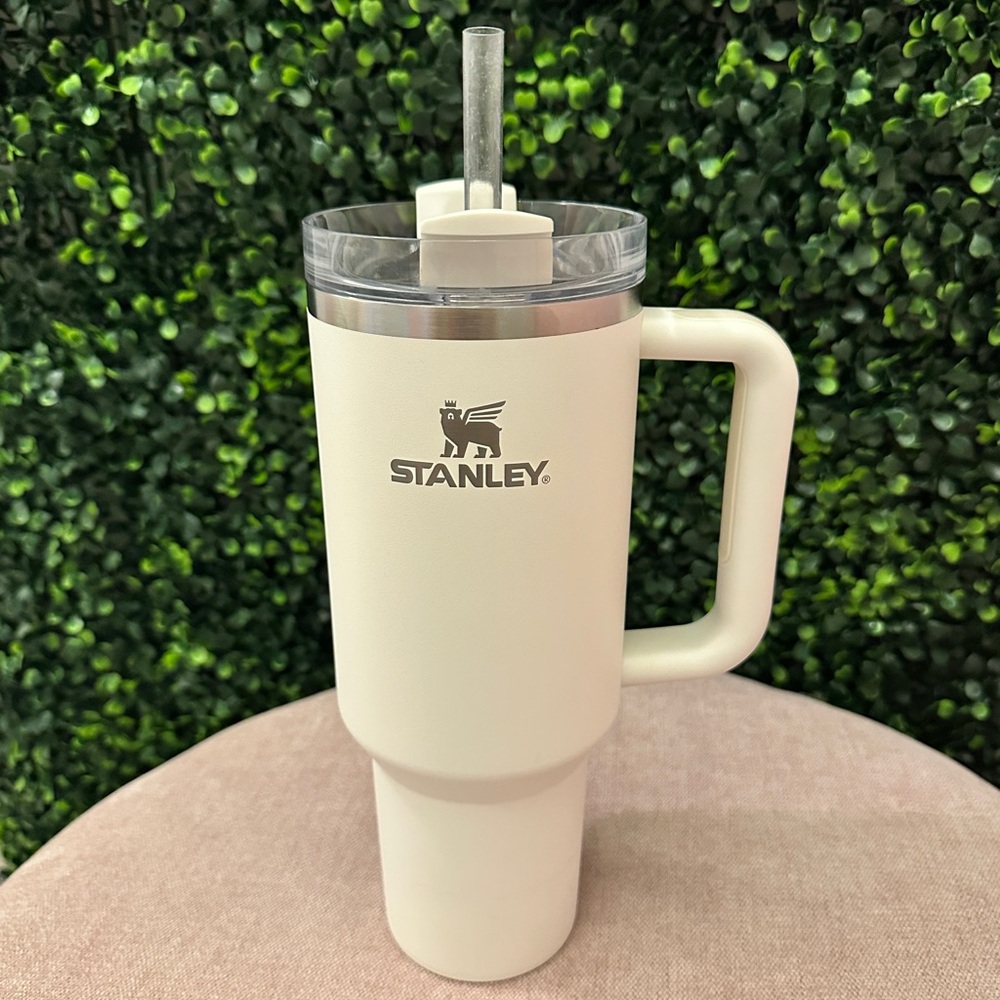 Stanley 40 oz Tumbler- White